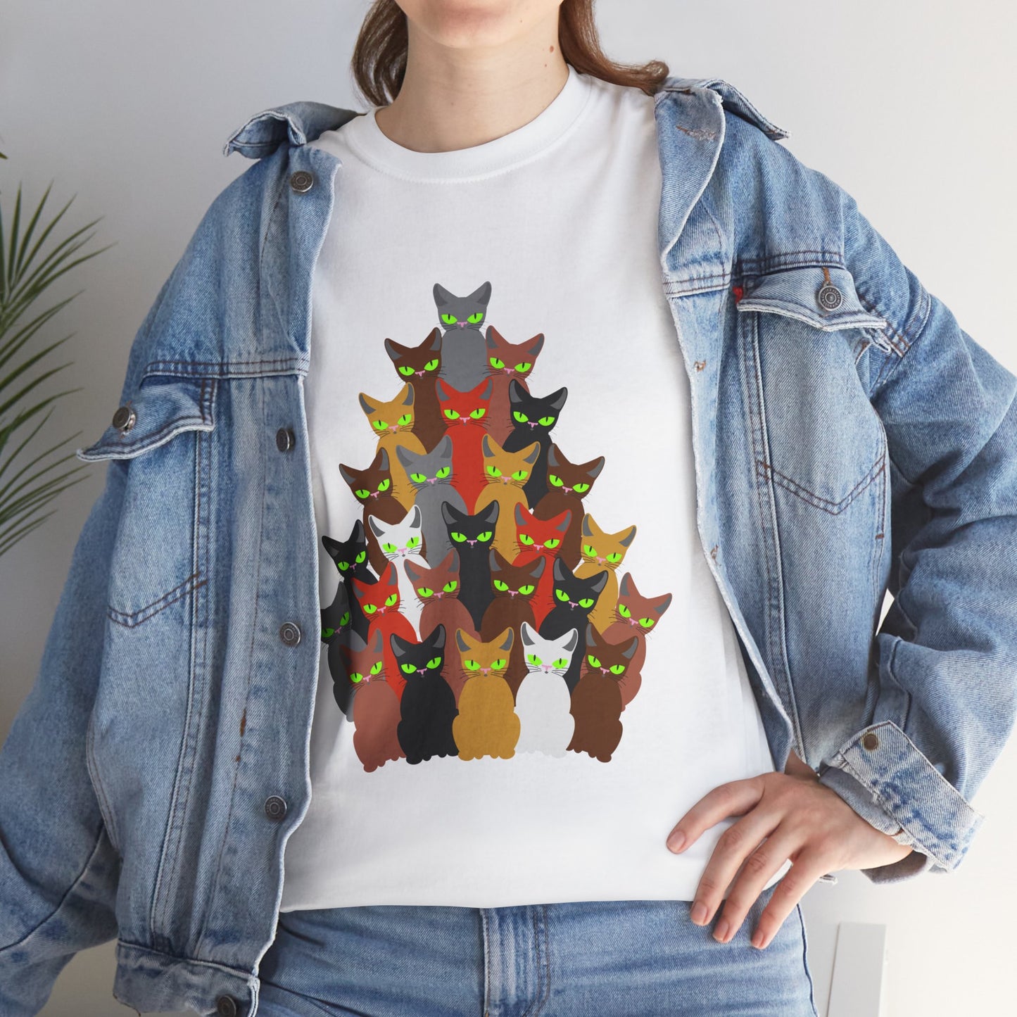 Cats and Christmas Tree, Unisex Heavy Cotton Tee